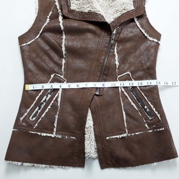 Brown Faux Shearling Suede Western Style Vest - Picture 8 of 12